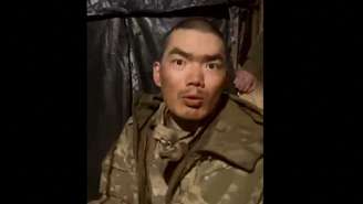 Captura de tela: soldado chinês supostamente capturado pelo exército ucraniano.