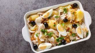 Bacalhoada portuguesa – Foto: Shutterstock