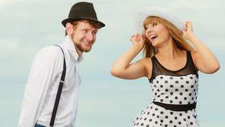 Quão forte será a força de atração entre eles?