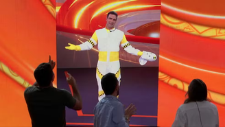 Tadeu Schmidt se vestiu de dummie e brincou com brothers