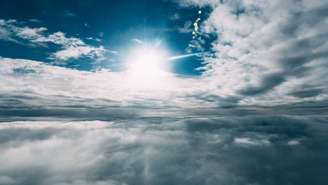 Descubra como simpatias com a energia do Sol podem transformar sua vida, afastar energias negativas e atrair amor, prosperidade e proteção