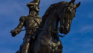 Conheça a história de Ogum, o orixá guerreiro