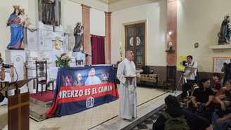 Missa em homenagem ao papa Francisco foi celebrada na mesma capela em que o clube foi fundado em 1908
