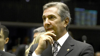 Fernando Collor foi preso nesta sexta-feira, 25, enquanto embarcava no Aeroporto de Alagoas