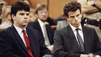 Irmãos Menendez pedem afastamento de promotor alegando conflito de interesse