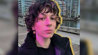 Residente no Canadá desde 2022, Kira trabalhava como conselheira escolar na Fraser River Middle School, em New Westminster