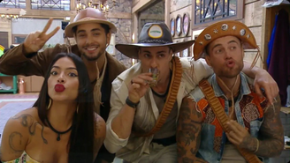 Sacha Bali revelou mais detalhes de sua amizade com os participantes de A Fazenda 16