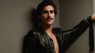 Bruno Montaleone relembra visitas de Ney Motogrosso no set de Homem com H: 'Vou guardar para sempre na memória'