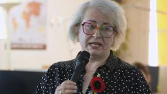 Ekaterina Barabash na sede da ONG Repórteres Sem Fronteiras, em 5 de maio de 2025, em Paris.