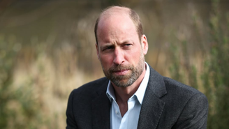 Príncipe William se arrepende de não ter cortado relações com Harry antes