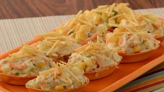 A barquinha de salpicão é uma ótima opção de entrada – Foto: Gisele Tesser