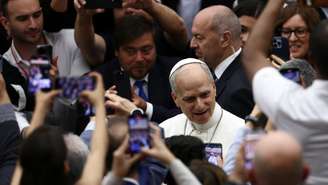 Papa Leão XIV defende a liberdade de todos os jornalistas detidos em coberturas de guerras.