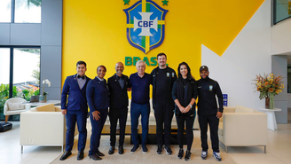 Carlo Ancelotti elogiou churrasco da Granja Comary