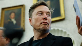 Elon Musk é dono da SpaceX