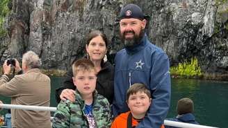 David Maynard, 42, Mary Maynard, 37, Colton Maynard, 11, e Brantley Maynard, 8