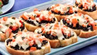 Bruschetta caprese – Foto: Alfredo Franco