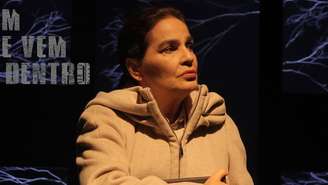 A atriz Glaucia Rodrigues em cena