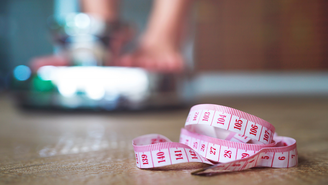 Pesquisa brasileira revela que mudanças de peso desde a infância até a meia