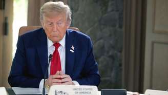 Donald Trump em reunião do G7 em Alberta