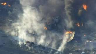 Explosão de armazém de fogos de artifício nos EUA