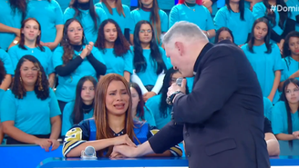 Padre Marcelo Rossi emociona Lexa