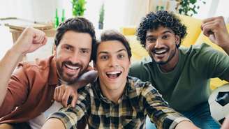 Descubra quais são os 3 signos que mais evitam compromissos sérios e entenda por que eles preferem relacionamentos livres e sem pressão.