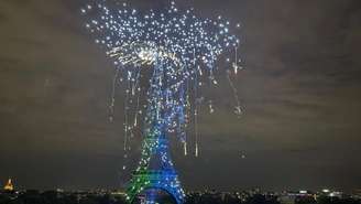 O verde e o azul, reprensentando o Brasil, coloriram, mais uma vez, a Torre Eiffel. Em 14 de julho de 2025.