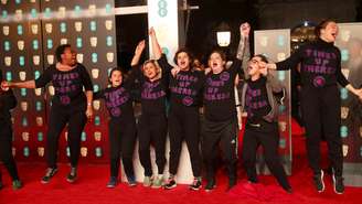 Foto ilustrativa: Mulheres protestam durante o Bafta, no Royal Albert Hall, em Londres, em 18 de fevereiro de 2018.