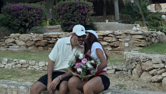 Anitta e o namorado Ian Bortolanza, em Ibiza