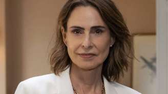 Silvia Pfeifer assume novo relacionamento