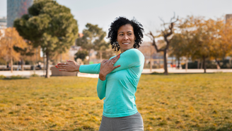 Treino para fazer ao ar livre: Personal trainer dá dicas sobre quais exercícios fazer