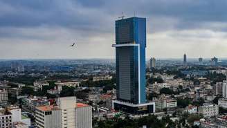 Torre K, o último e mais luxuoso hotel 5 estrelas construído em uma Havana estagnada e sem turistas.