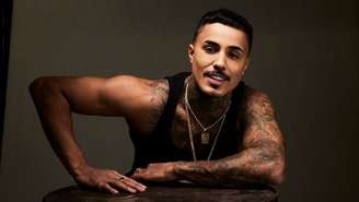 Mc Livinho, 27, canta desde a infância e começou a carreira profissional na música em 2011.