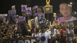 Mobilização contra os ataques em Gaza e pela libertação de reféns israelenses pelo Hamas, em Tel Aviv, em 19 de julho de 2025.