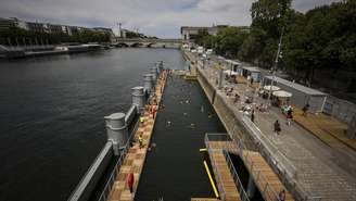 Poluição no Sena diminuiu e moradores agora podem até nadar em alguns trechos do rio