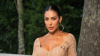 Bella Falconi destaca as "primeiras vezes" de sua carreira artística