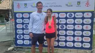 Maria Seiblitz à direita 