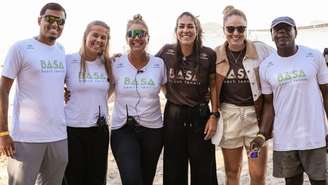 Kaique Silva, Laura Dahmer, Claudia Jopper, Samantha Barijan, Daniela Bergamo e Marcelo Long (Time Basa Beach Tennis Rio de Janeiro) - (