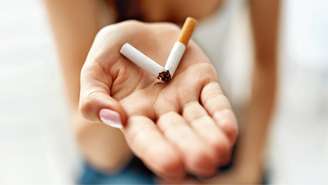 Estudo revela que cada cigarro reduz 20 minutos da vida dos fumantes; veja os riscos do tabagismo e dicas práticas para parar de fumar