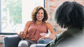 Estudo inédito mostra que a psicoterapia muda o cérebro; TCC aumenta substância cinzenta e reduz sintomas da depressão