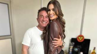 Amado Batista e esposa