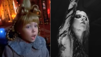 Taylor Momsen em 'O Grinch' e em 'For I Am Death', do The Pretty Reckles