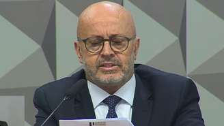 Antonio Carlos Camilo Antunes, conhecido como "Careca do INSS", durante depoimento na CPMI