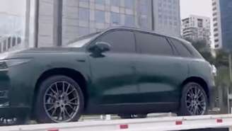 Flagra do novo Leapmotor C10 no Brasil