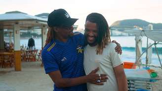 Toni Garrido falou da mudança da música