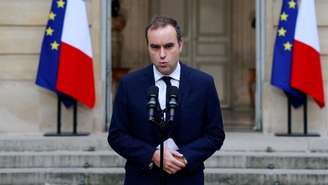 O premiê Sébastien Lecornu foi reconduzido ao cargo pelo presidente Emmanuel Macron na mesma semana em que pediu demissão. 8 de outubro de 2025