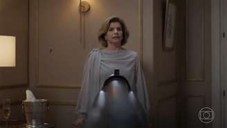 Odete Roitman (Debora Bloch) na novela Vale Tudo