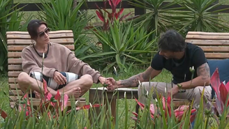 Michelle Barros e Shia Phoenix em A Fazenda 17