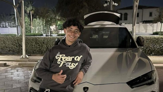 Cristiano Ronaldo Jr. ganha carro de luxo aos 15 anos