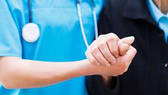 O aumento do uso do Clonazepam em idosos está relacionado a diversas mudanças que ocorrem no corpo com o avanço da idade – depositphotos.com / Lighthunter